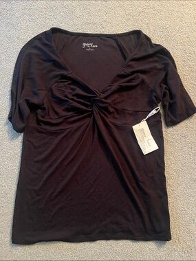 Grace & Lace Black Knot-Front Short Sleeve Top